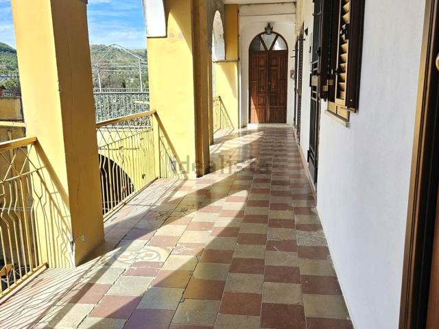 Appartamento in vendita di 102 m² in Corso Mario Pagano, 41
