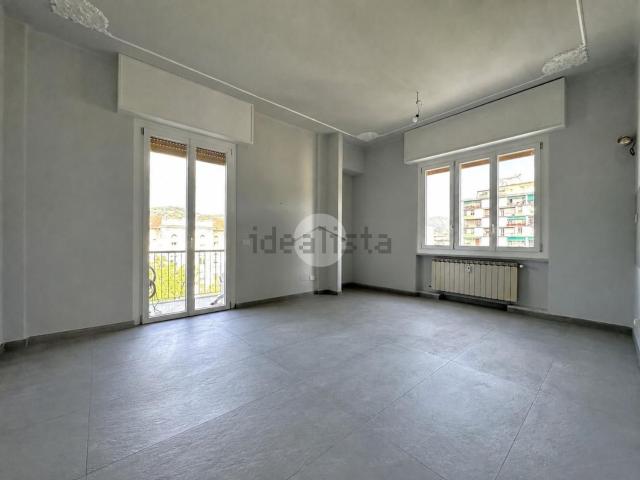 Appartamento in vendita di 102 m² in Piazza Caduti per la Libertà, 17