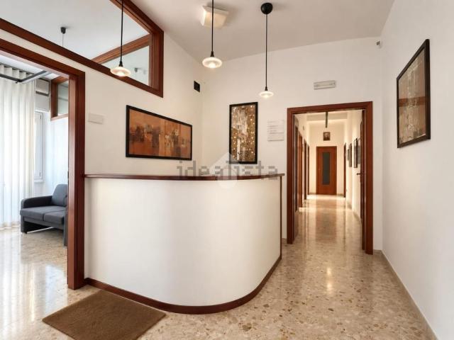 Appartamento in vendita di 130 m² in Piazza Europa, 112