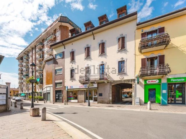 Appartamento in vendita di 102 m² in Piazza Martiri della Libertà, 5