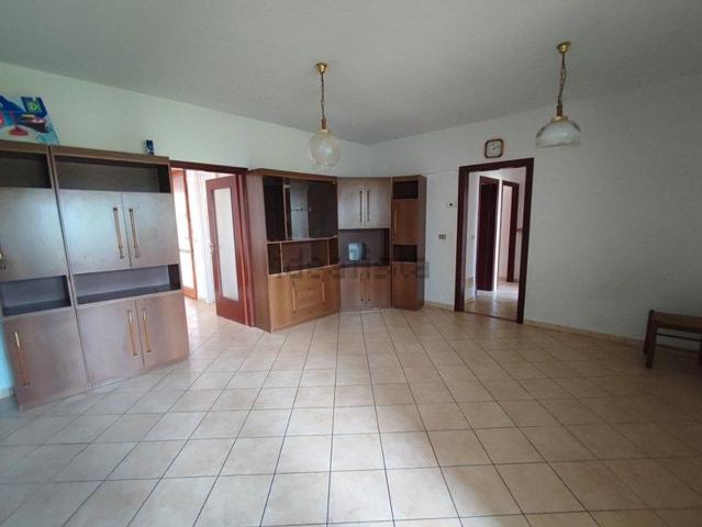 Appartamento in vendita di 102 m² in Piazza risorgimento, 46