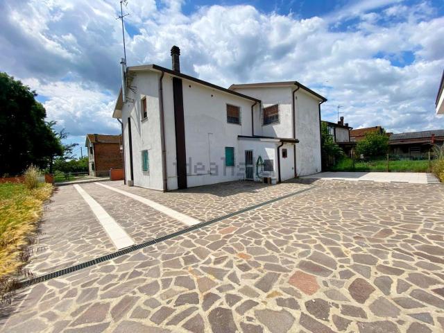 Appartamento in vendita di 102 m² in Strada Jolanda Bonaglia Traversa 6