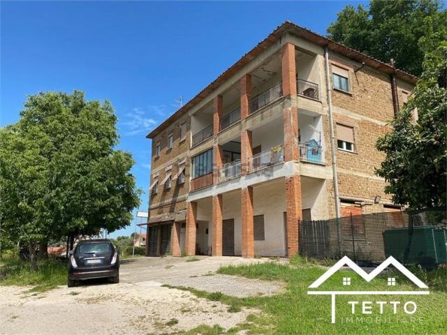 Appartamento in vendita di 102 m² in Strada Provinciale 48