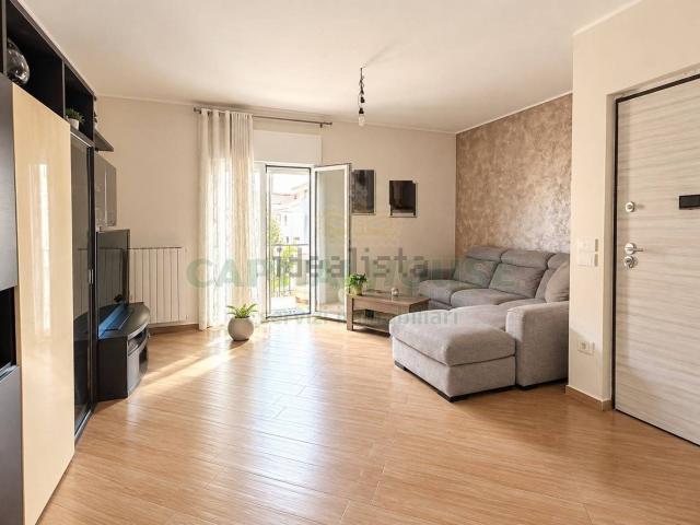 Appartamento in vendita di 103 m² in Via Cavacone