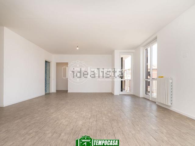 Appartamento in vendita di 103 m² in Via Cavour, 32