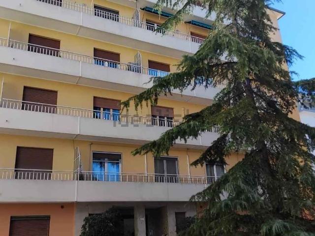 Appartamento in vendita di 103 m² in Via Cacciatori del Sile