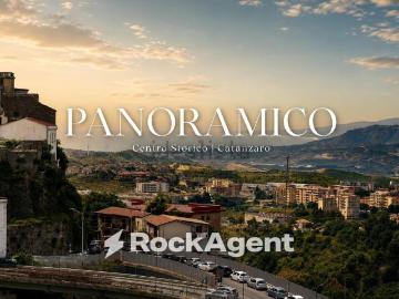 Appartamento in vendita di 103 m² in Via Carlo V