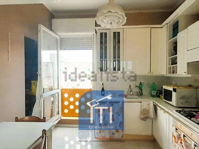 Appartamento in vendita di 103 m² in Via Carponete