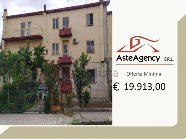 Appartamento in vendita di 103 m² in Via Caserta, 19