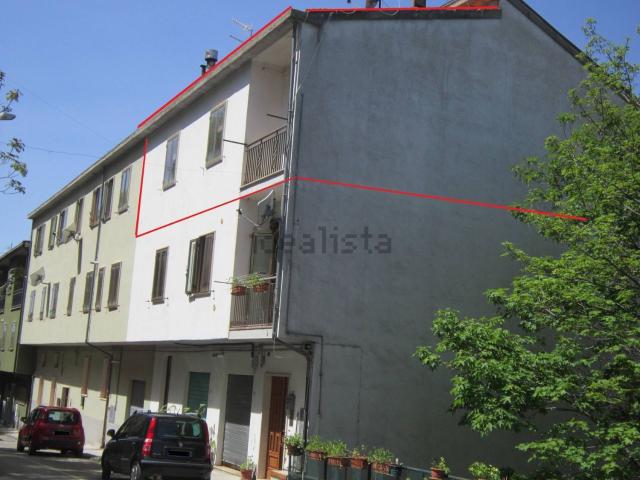 Appartamento in vendita di 103 m² in Via Circonvallazione, 27