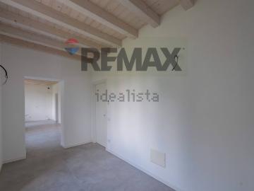 Appartamento in vendita di 103 m² in Via Antonio Locatelli, 8