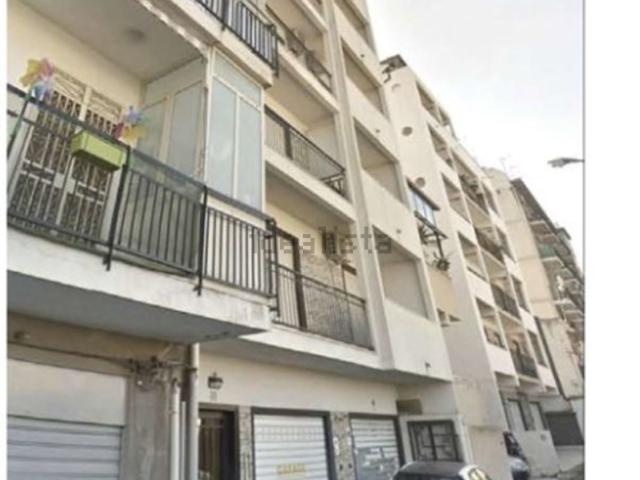 Appartamento in vendita di 103 m² in Via Antonino Siligato