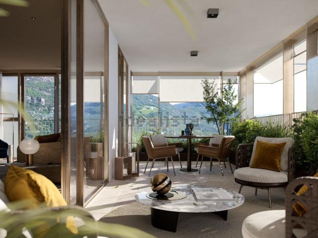 Appartamento in vendita di 103 m² in Via Alto Adige