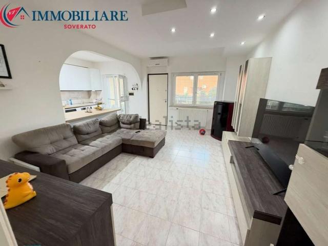 Appartamento in vendita di 103 m² in Via Alcide De Gasperi, 18