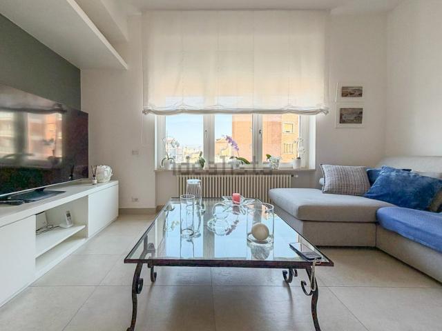 Appartamento in vendita di 103 m² in Via Alessandro Manzoni, 174