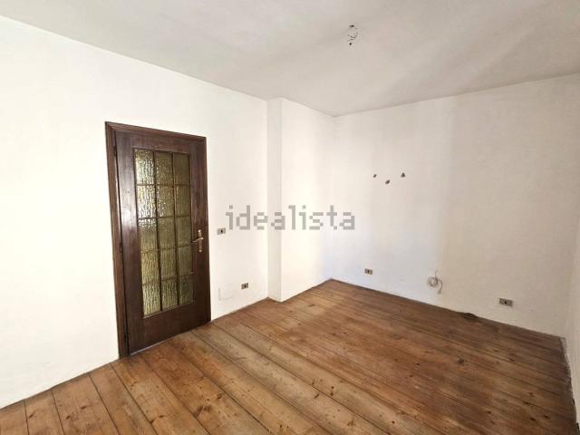 Appartamento in vendita di 103 m² in Via Bobba Guido, 46