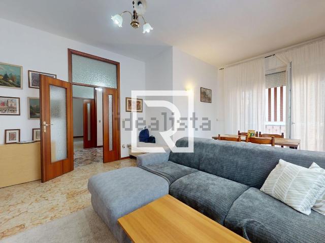 Appartamento in vendita di 103 m² in Via Bruno Costante Garibaldi
