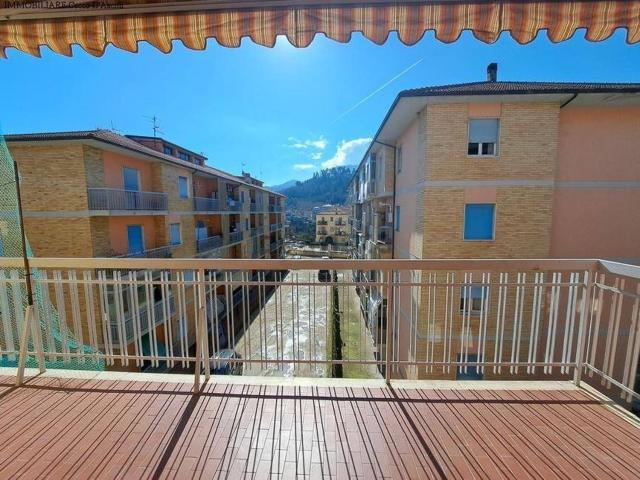 Appartamento in vendita di 103 m² in Via Giambattista Pergolesi, 7