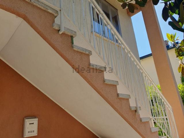 Appartamento in vendita di 103 m² in Via Giosuè Carducci