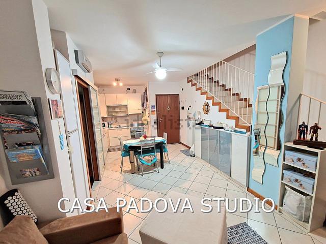 Appartamento in vendita di 103 m² in Via Noventana