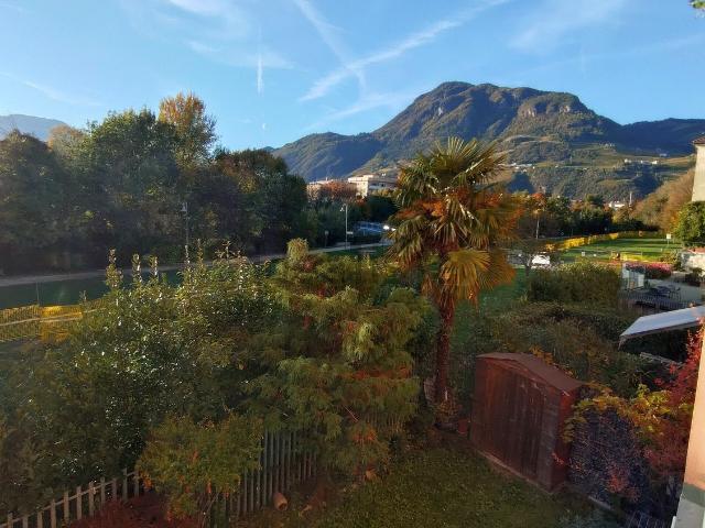 Appartamento in vendita di 103 m² in Via Dante, 12