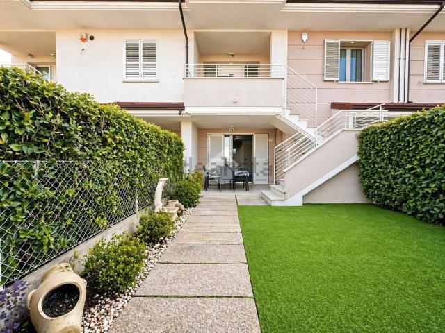 Appartamento in vendita di 103 m² in Via dei Girasoli