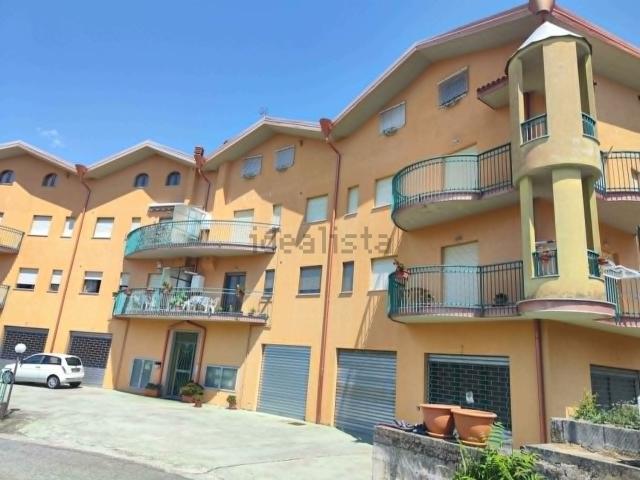 Appartamento in vendita di 103 m² in Via del Merone