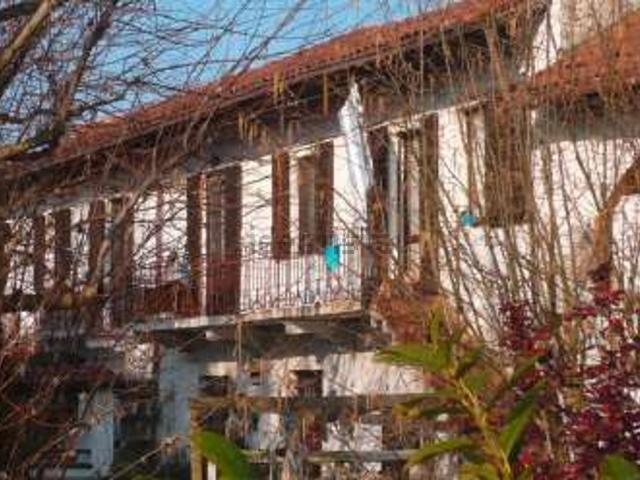 Appartamento in vendita di 103 m² in Via Della Chiesa, 11