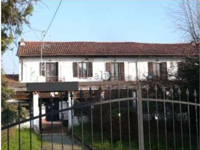 Appartamento in vendita di 103 m² in Via Della Chiesa, 11