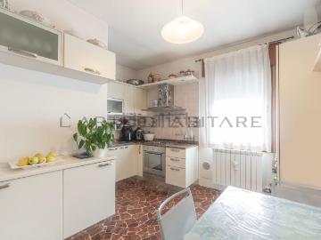 Appartamento in vendita di 103 m² in Via delle Folaghe, 1