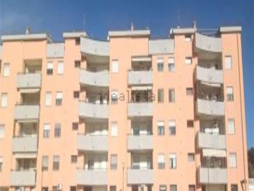 Appartamento in vendita di 103 m² in Via di Sotto, 3