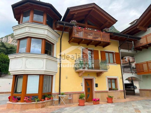 Appartamento in vendita di 103 m² in Via di San Lorenzo