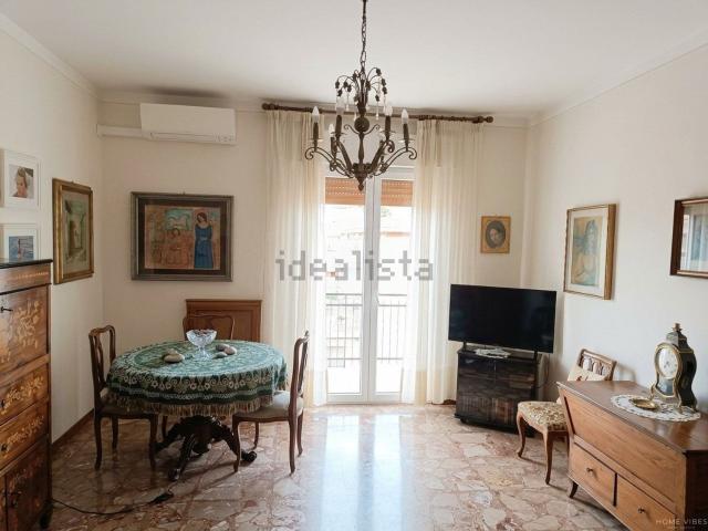 Appartamento in vendita di 103 m² in Via Emilia Est, 81