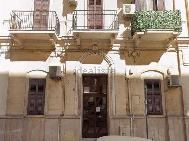 Appartamento in vendita di 103 m² in Via F. Crispi, 103