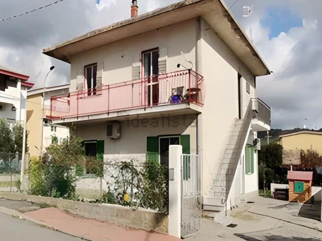 Appartamento in vendita di 103 m² in Via Firenze