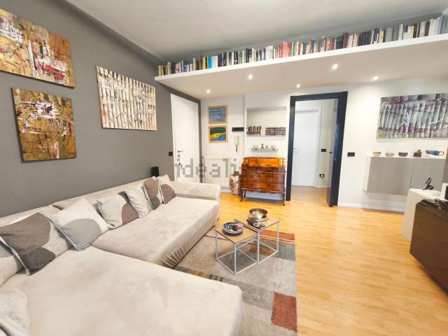 Appartamento in vendita di 103 m² in Via Francesco Baracca, 14