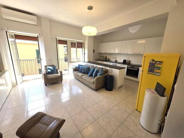 Appartamento in vendita di 103 m² in Via Francesco Russo