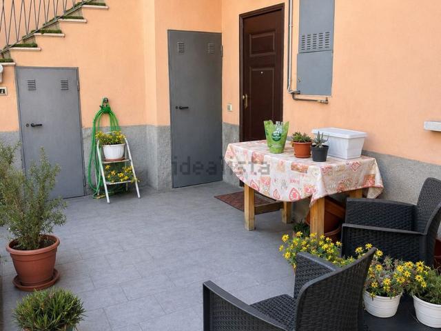 Appartamento in vendita di 103 m² in Via Lainate, 141