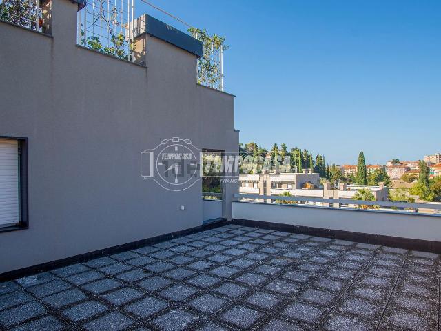 Appartamento in vendita di 103 m² in Via Lino Perissinotti