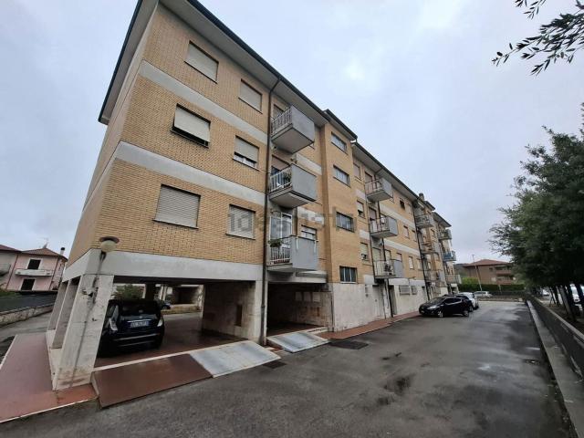 Appartamento in vendita di 103 m² in Via Lungoliri Pirandello, 9