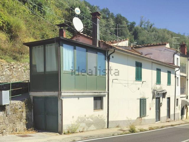 Appartamento in vendita di 103 m² in Via Modenese, 300
