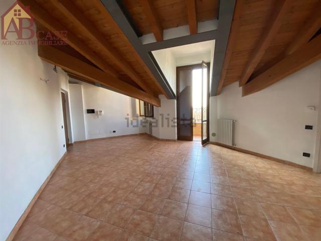 Appartamento in vendita di 103 m² in Via Mazzini, 8