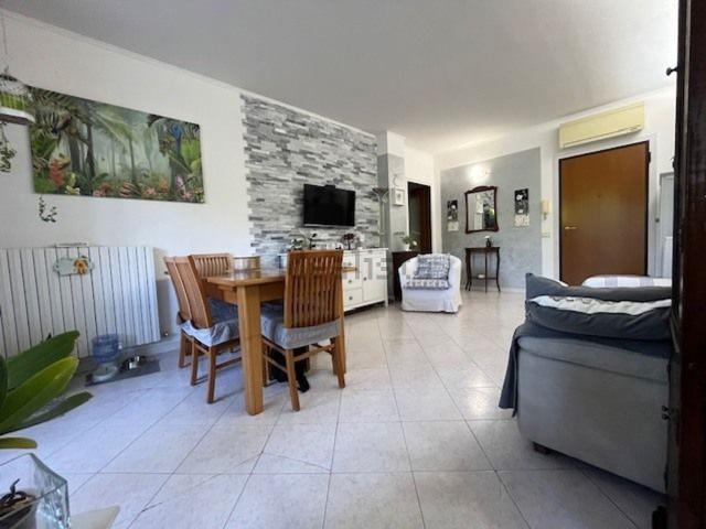 Appartamento in vendita di 103 m² in Via Marecchiese, 469