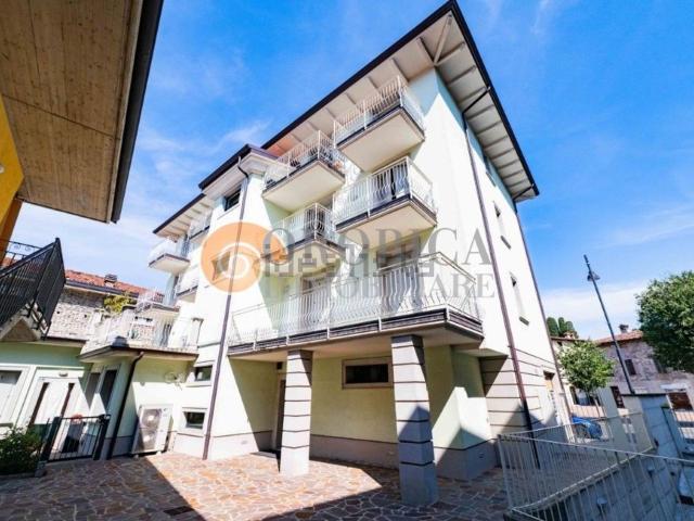 Appartamento in vendita di 103 m² in Via Martiri della Libertà, 91