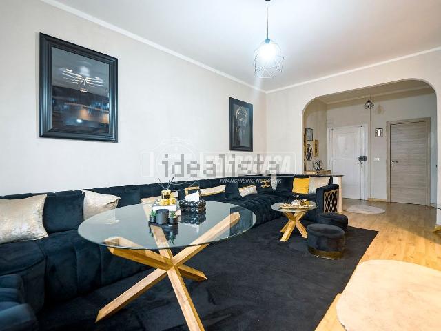 Appartamento in vendita di 103 m² in Via Milano