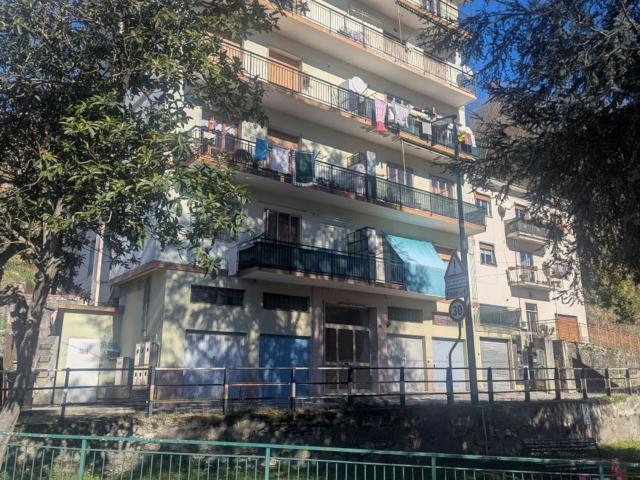 Appartamento in vendita di 103 m² in Via Milite Ignoto, 11