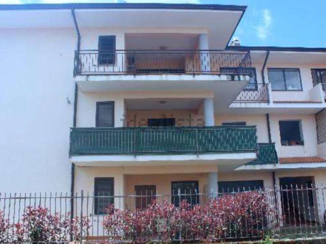 Appartamento in vendita di 103 m² in Via Municipio