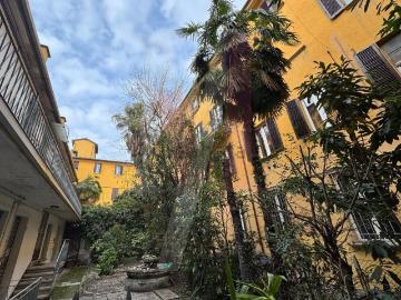 Appartamento in vendita di 103 m² in Via San Vitale