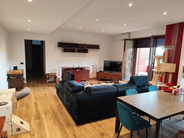 Appartamento in vendita di 103 m² in Via Sant&apos Antonio, 9
