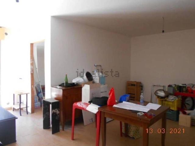 Appartamento in vendita di 103 m² in Via Porta del Pozzo, 41